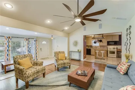 208 Braeswood Road Austin TX 78704