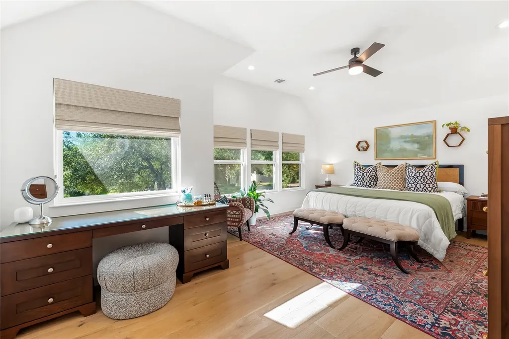 5914 Salcon Cliff Drive Austin TX 78749