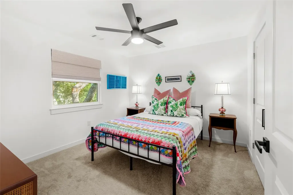 5914 Salcon Cliff Drive Austin TX 78749