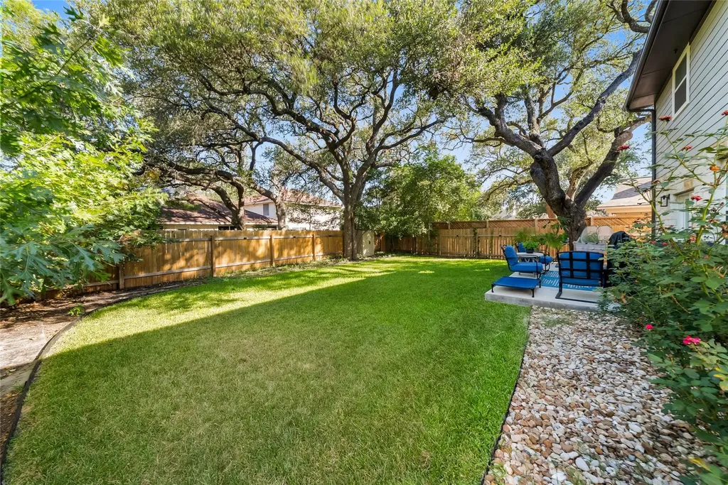 5914 Salcon Cliff Drive Austin TX 78749
