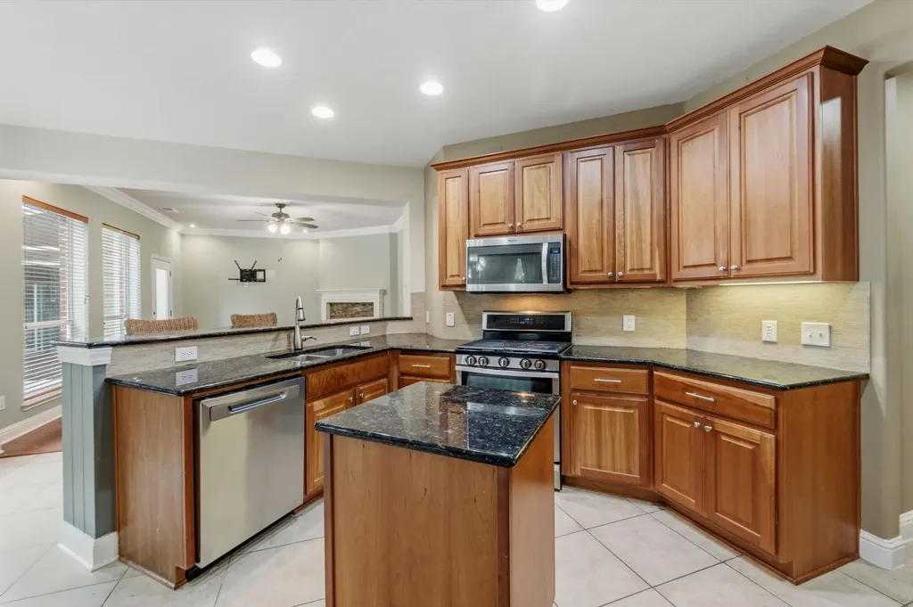 1239 Pine Forest Circle Round Rock TX 78665