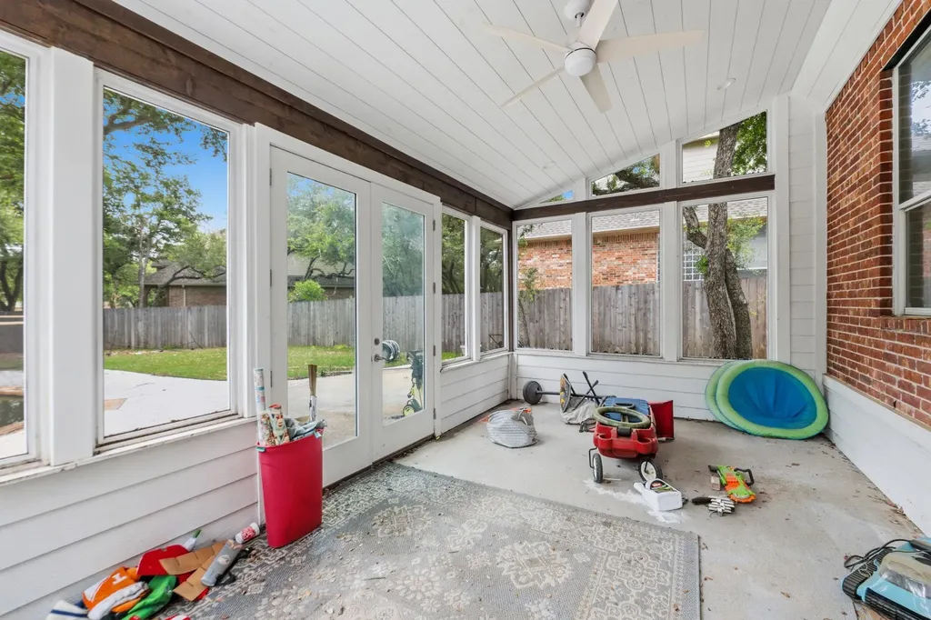 1239 Pine Forest Circle Round Rock TX 78665