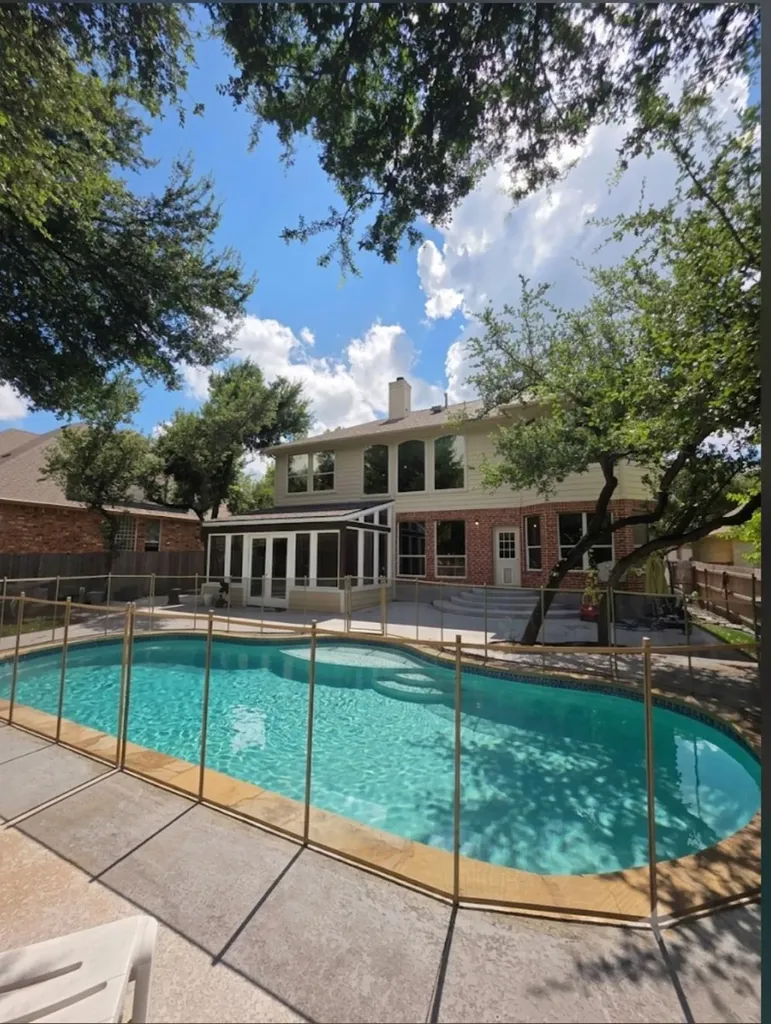 1239 Pine Forest Circle Round Rock TX 78665