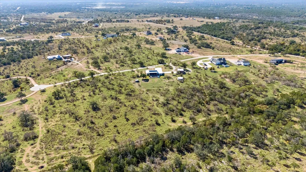 108 Schoolhouse Lane Spicewood TX 78669