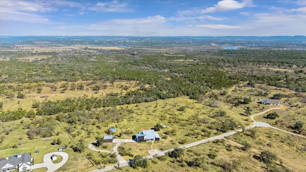 108 Schoolhouse Lane Spicewood TX 78669