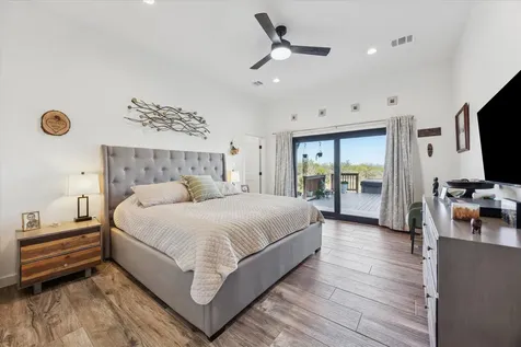 108 Schoolhouse Lane Spicewood TX 78669
