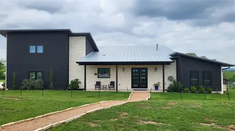 108 Schoolhouse Lane Spicewood TX 78669