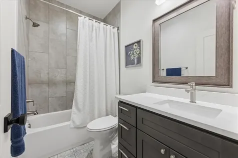 108 Schoolhouse Lane Spicewood TX 78669