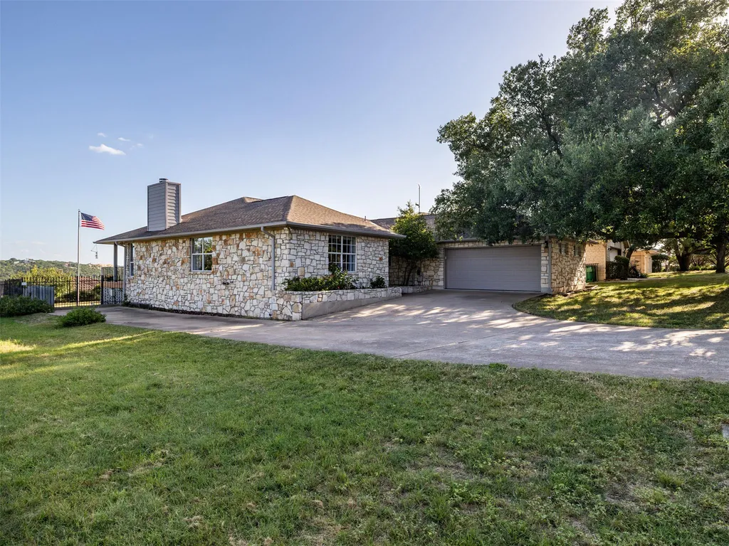 2807 Declaration Circle Lago Vista TX 78645