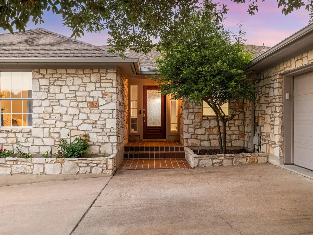 2807 Declaration Circle Lago Vista TX 78645