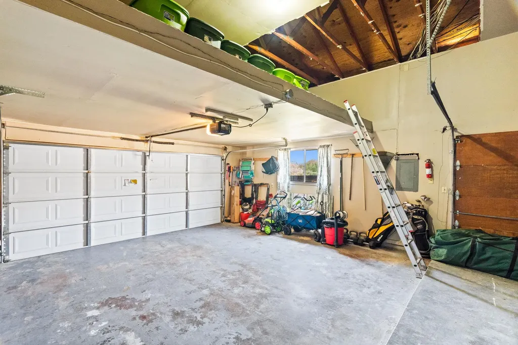 21206 National Drive Lago Vista TX 78645