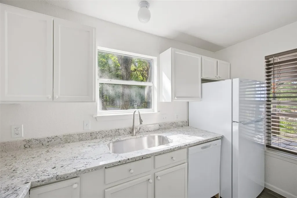 1106 Delano Street Austin TX 78721
