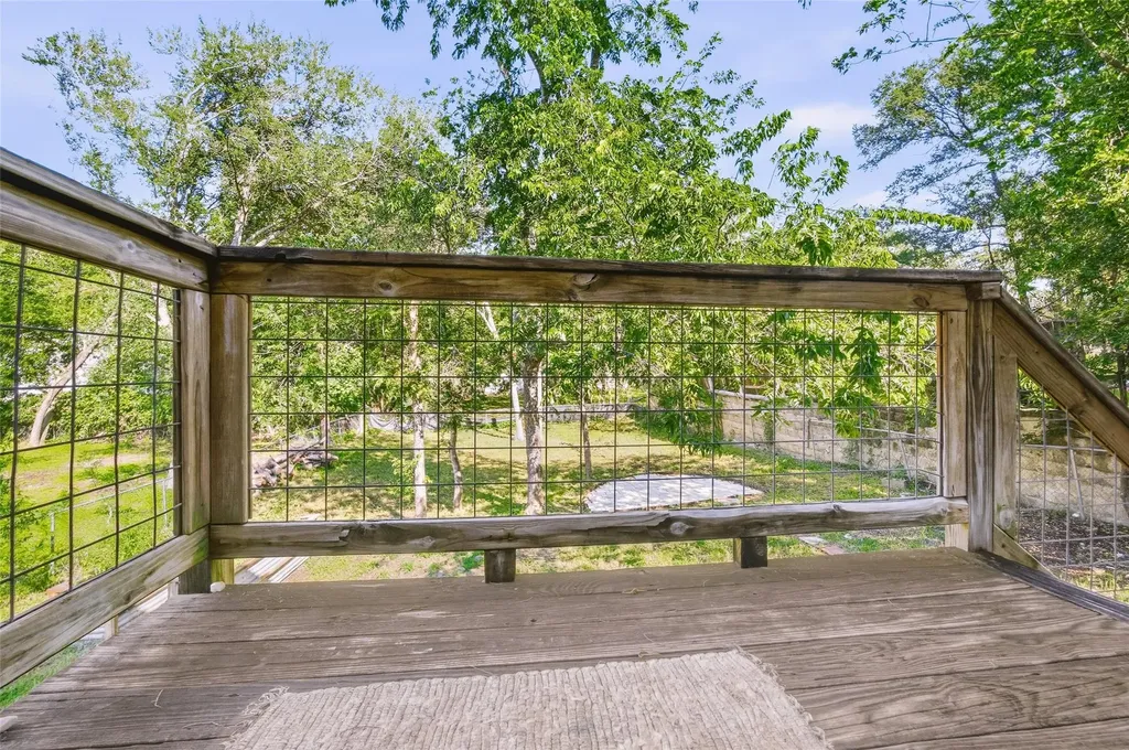 1106 Delano Street Austin TX 78721