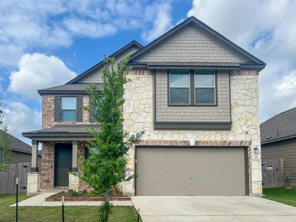 221 Summit Drive Lockhart TX 78644