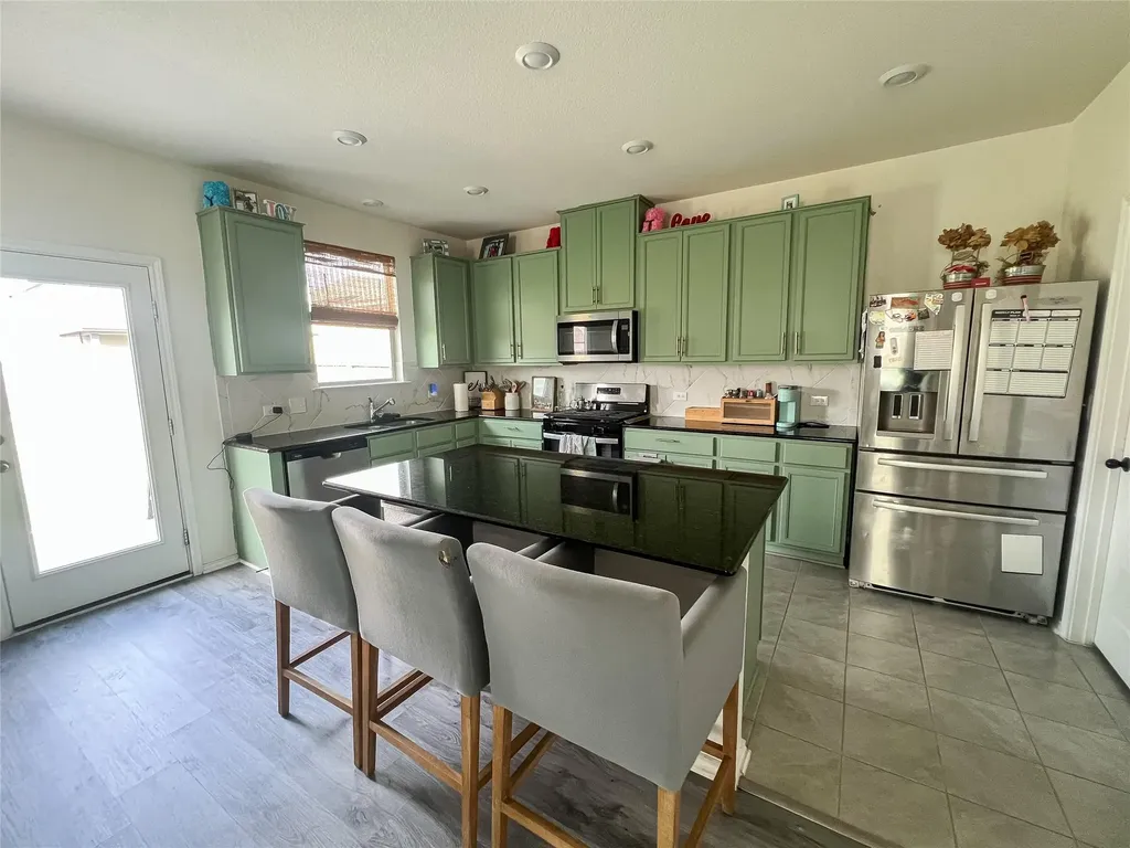 221 Summit Drive Lockhart TX 78644