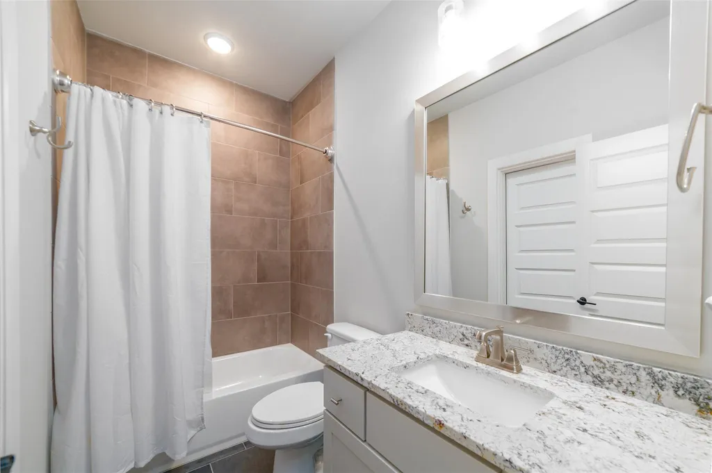 903 Tomichi Trail Austin TX 78738