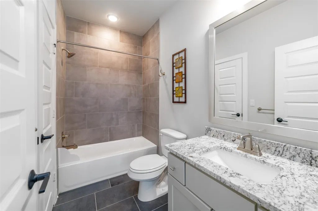 903 Tomichi Trail Austin TX 78738