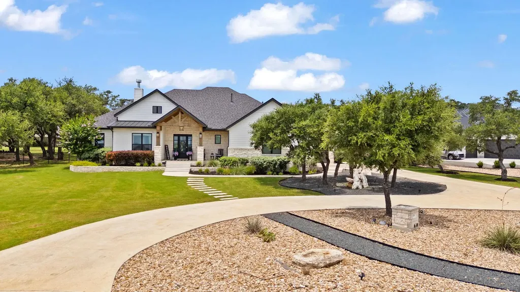 104 Lower Cedar Cove Georgetown TX 78633