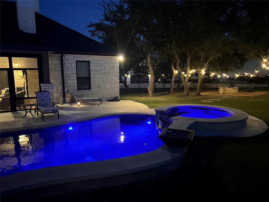104 Lower Cedar Cove Georgetown TX 78633
