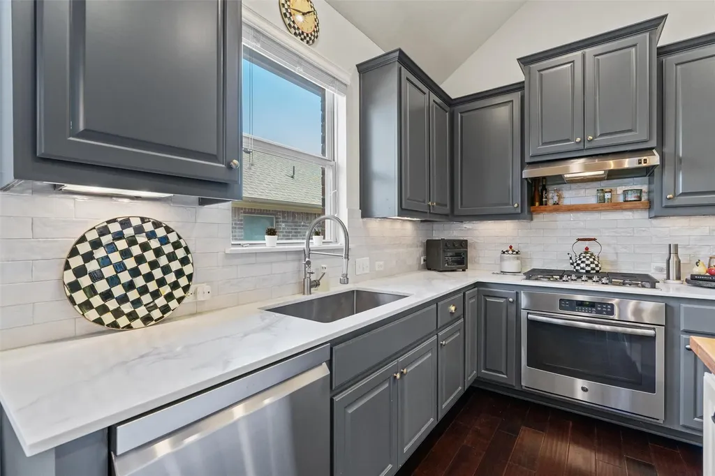 2732 Florin Cove Round Rock TX 78665