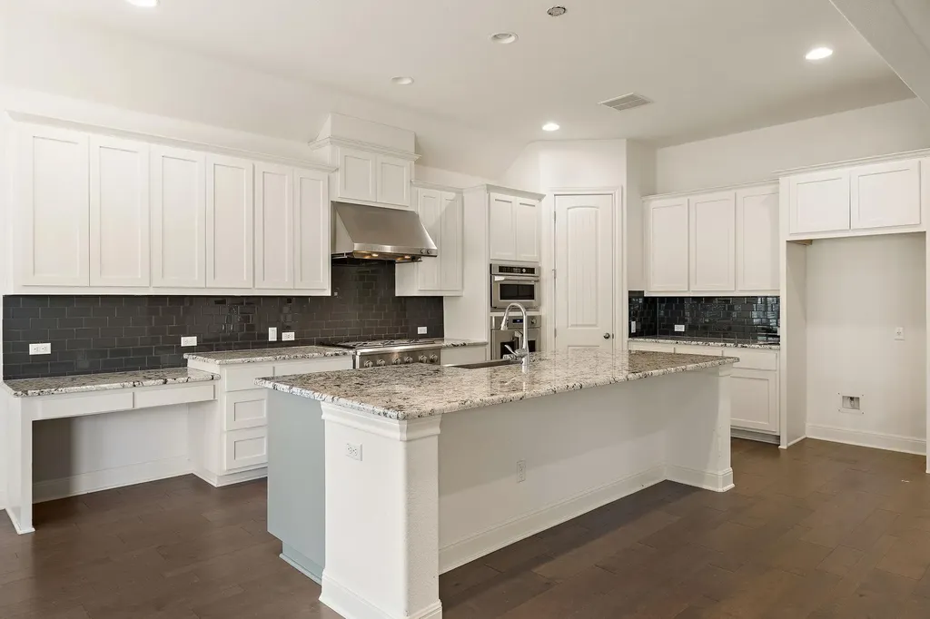 4705 Napoli Shore Drive Leander TX 78641