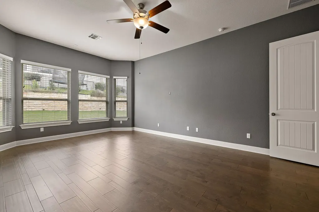 4705 Napoli Shore Drive Leander TX 78641