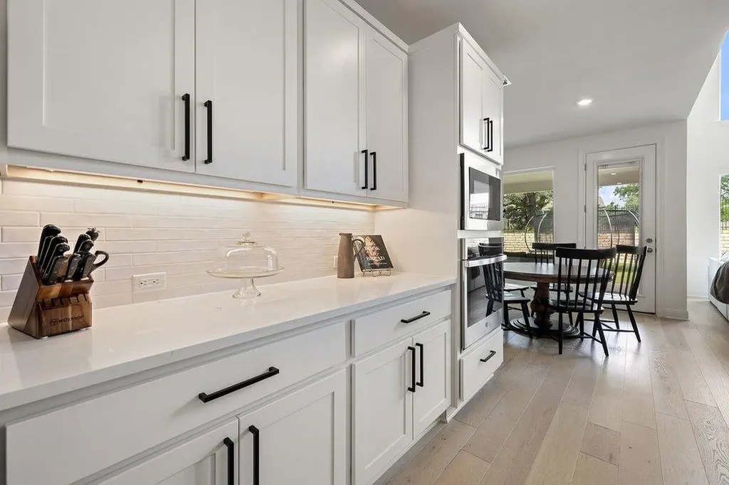 365 Pear Tree Lane Austin TX 78737