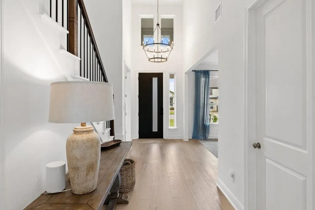 365 Pear Tree Lane Austin TX 78737