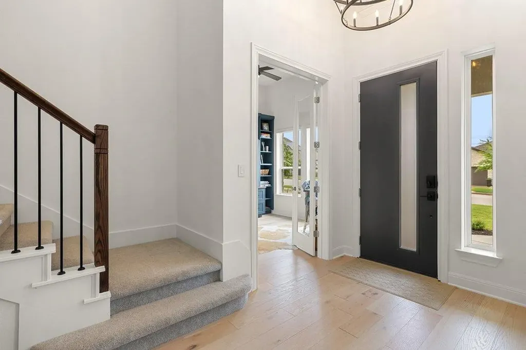 365 Pear Tree Lane Austin TX 78737