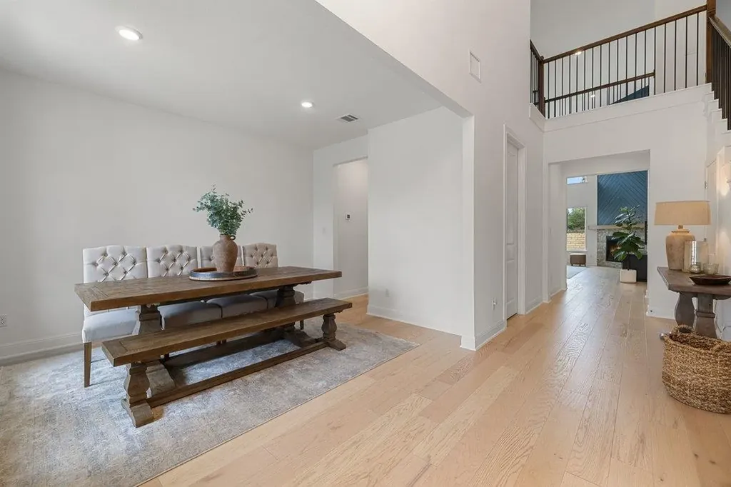 365 Pear Tree Lane Austin TX 78737