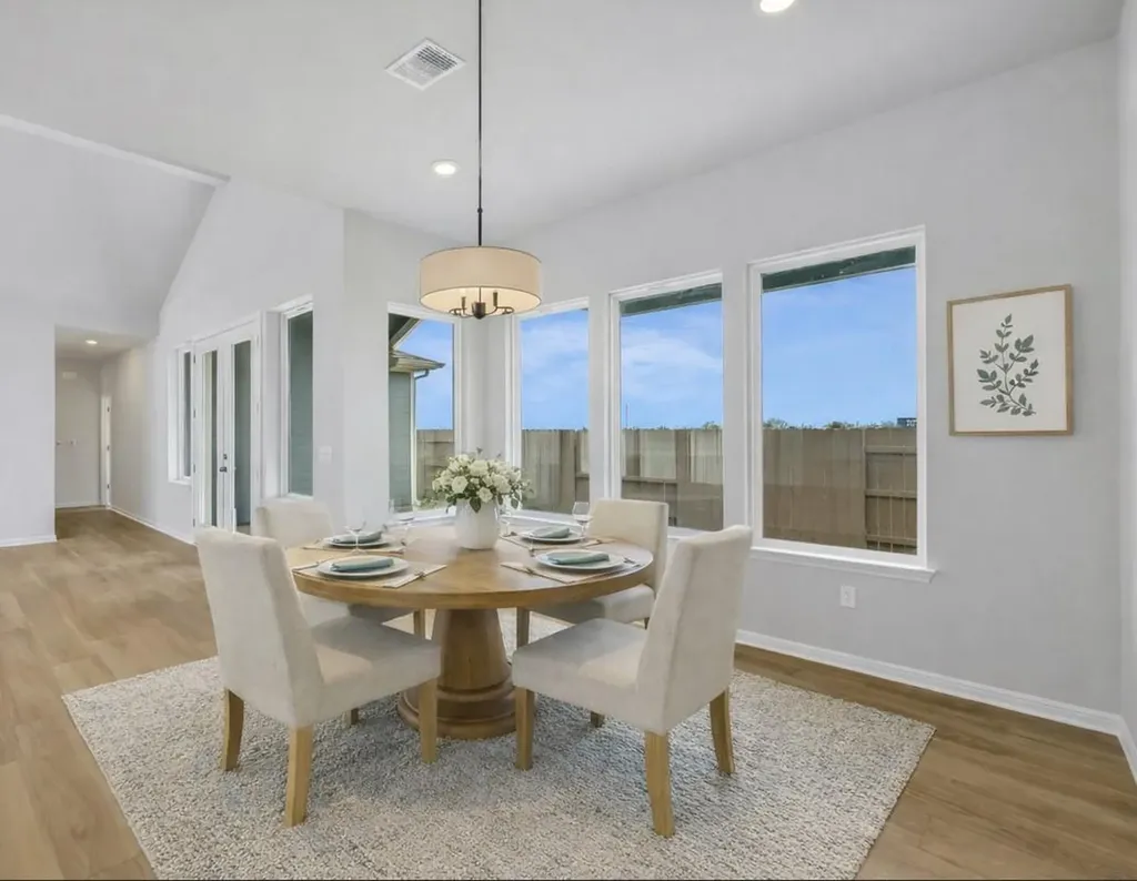 8515 Dongan Drive Austin TX 78744
