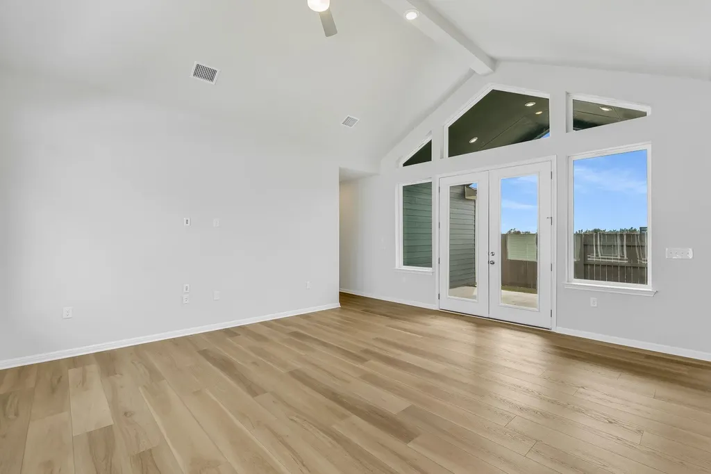 8515 Dongan Drive Austin TX 78744