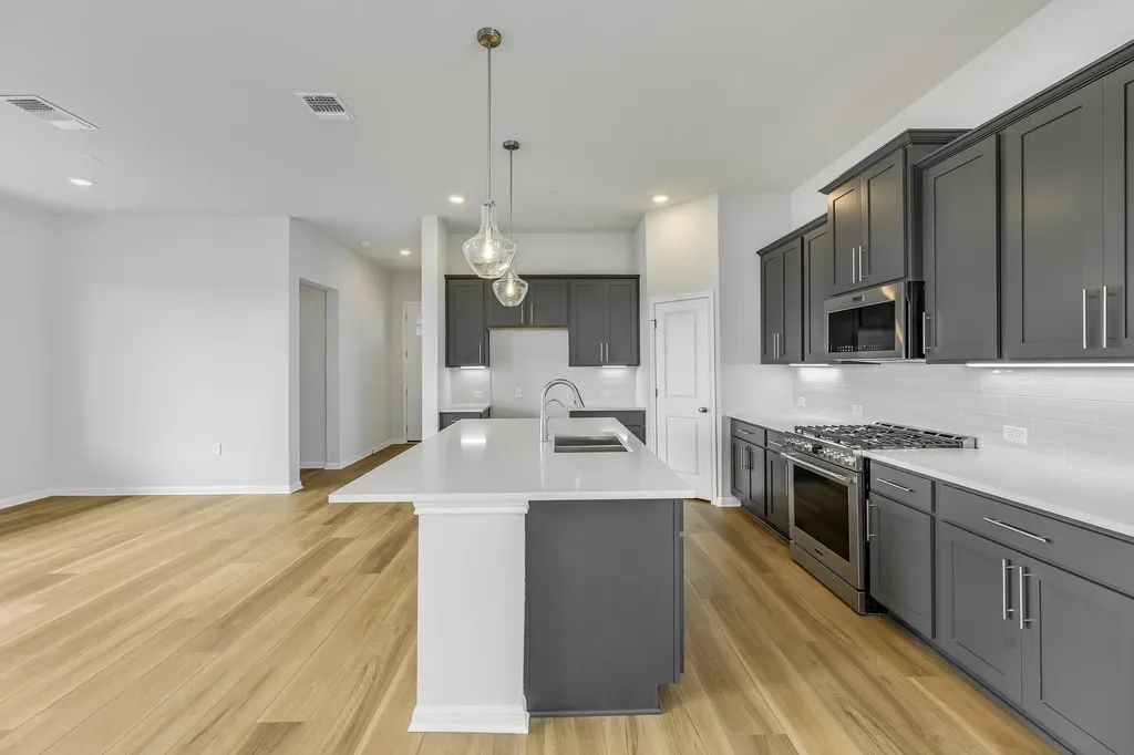 8515 Dongan Drive Austin TX 78744
