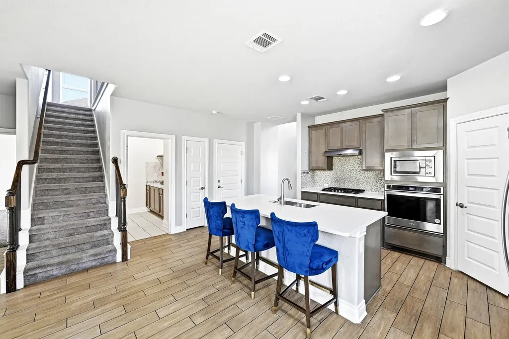20324 Clare Island Bend Pflugerville TX 78660