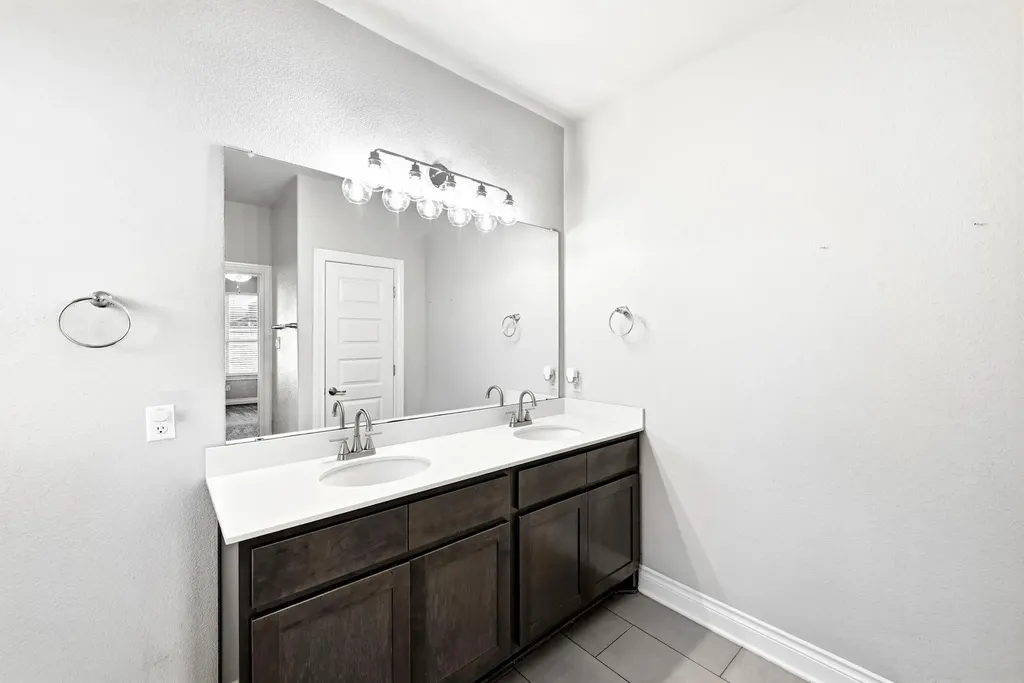 20324 Clare Island Bend Pflugerville TX 78660