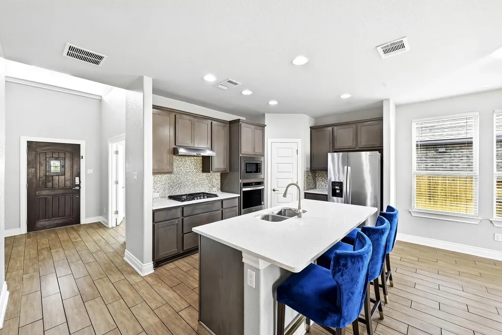 20324 Clare Island Bend Pflugerville TX 78660