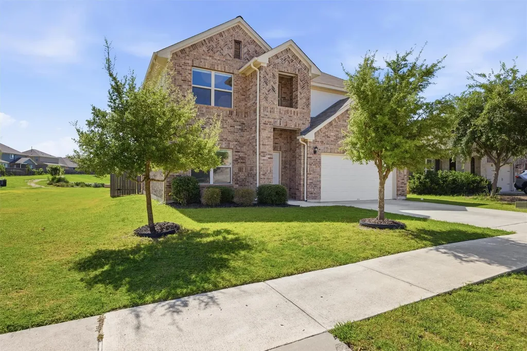 716 S San Marcos Street Manor TX 78589