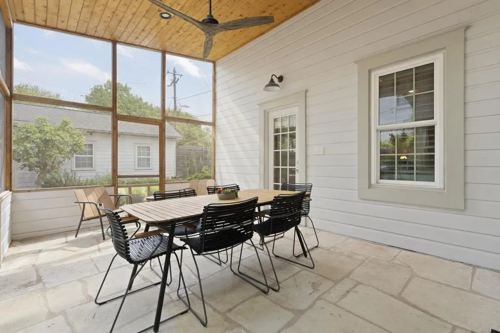 804 W 30 1/2 Street Austin TX 78705