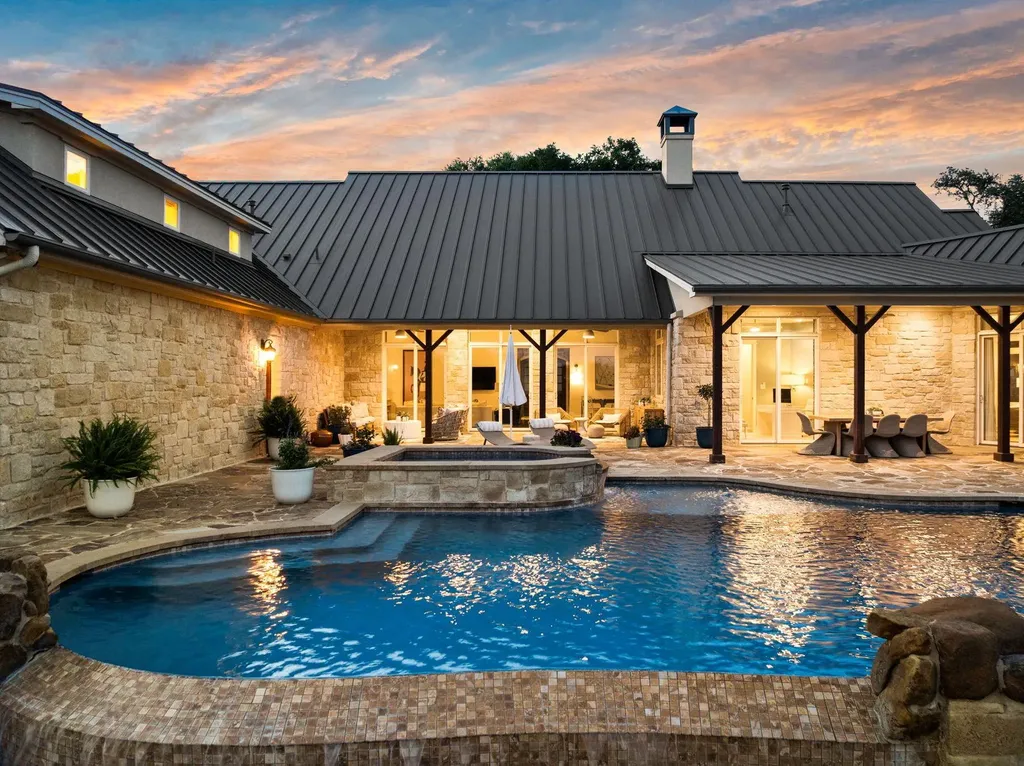 7825 Lynchburg Drive Austin TX 78738