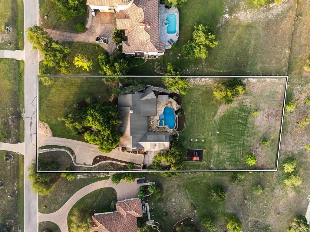 7825 Lynchburg Drive Austin TX 78738