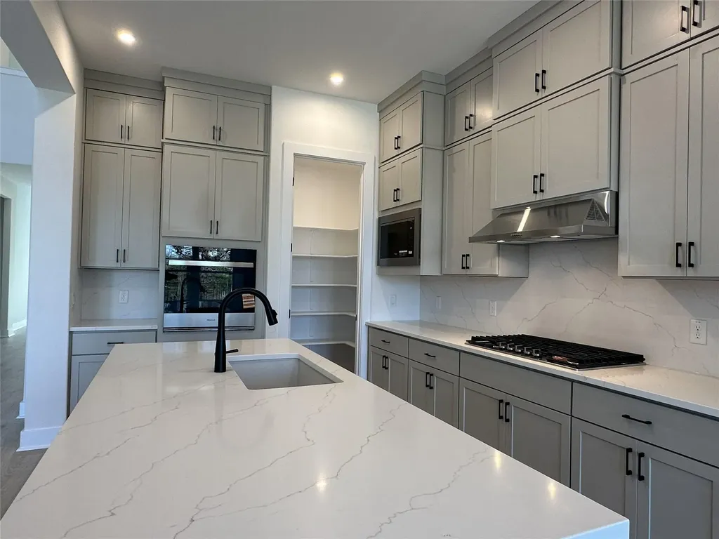 2209 Sarabanda Street Round Rock TX 78681