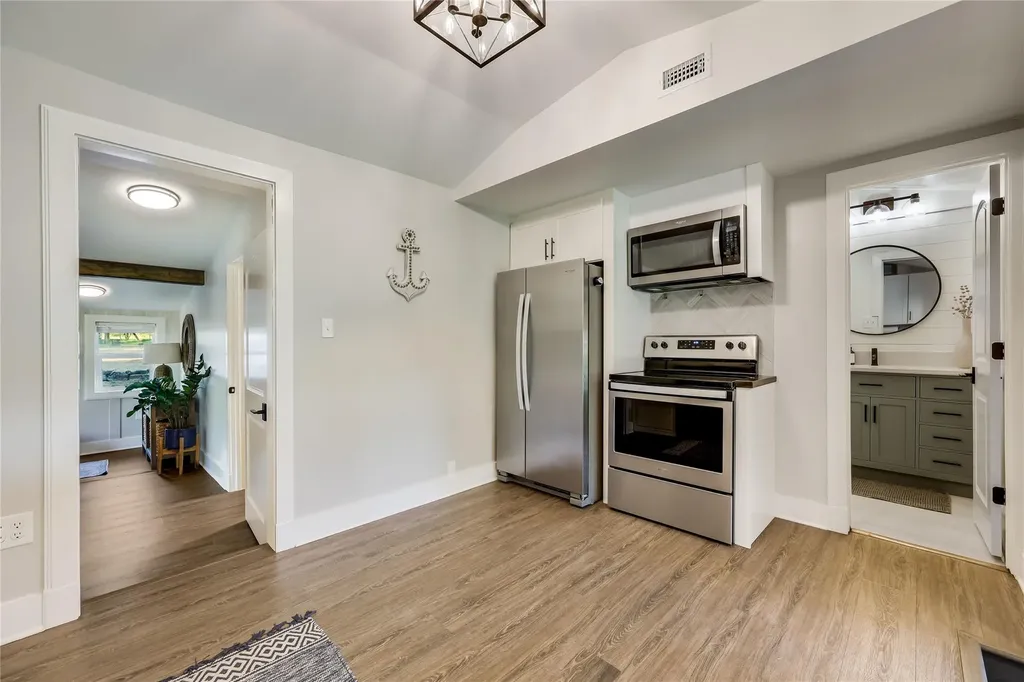 23614 Midway Drive Marble Falls TX 78654