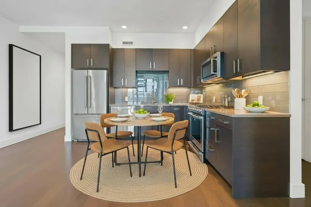 222 West Avenue Austin TX 78701