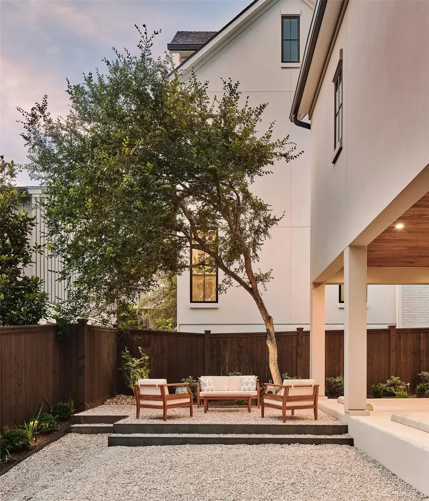 1900 Matthews Drive Austin TX 78703