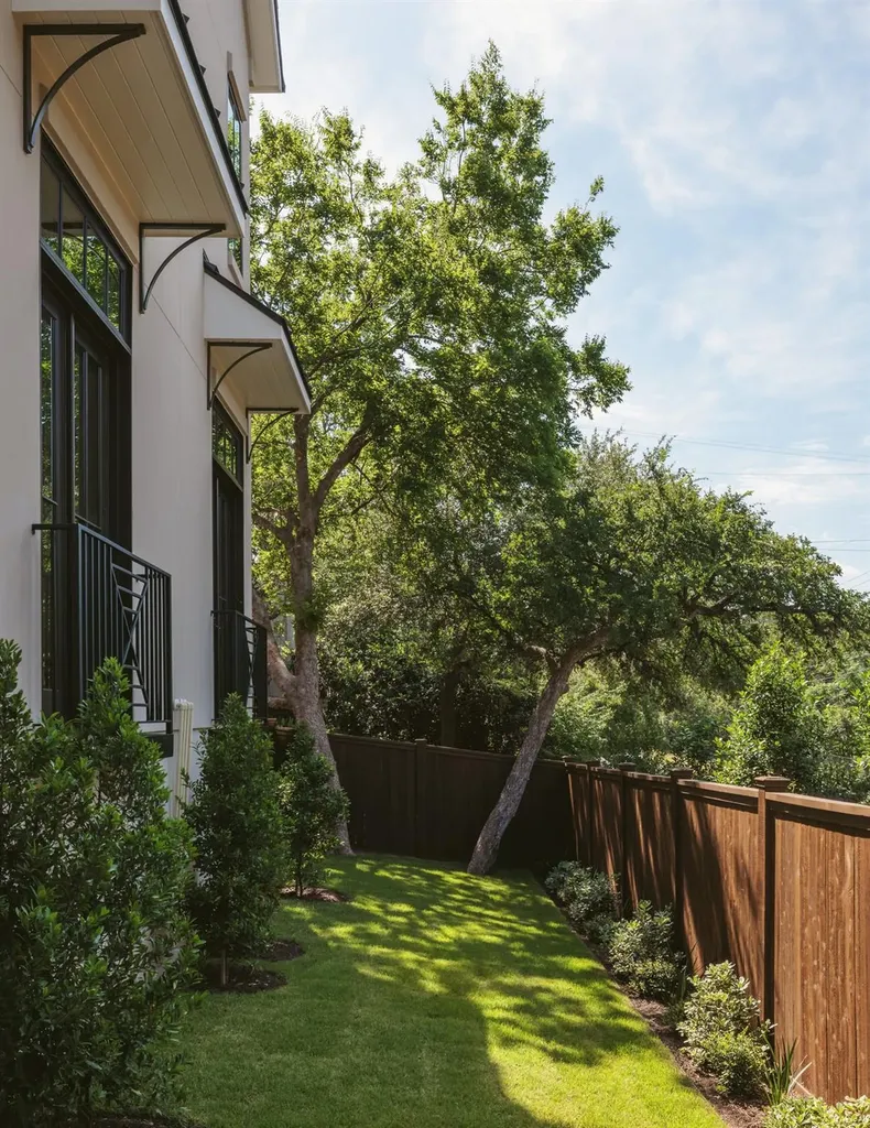 1900 Matthews Drive Austin TX 78703