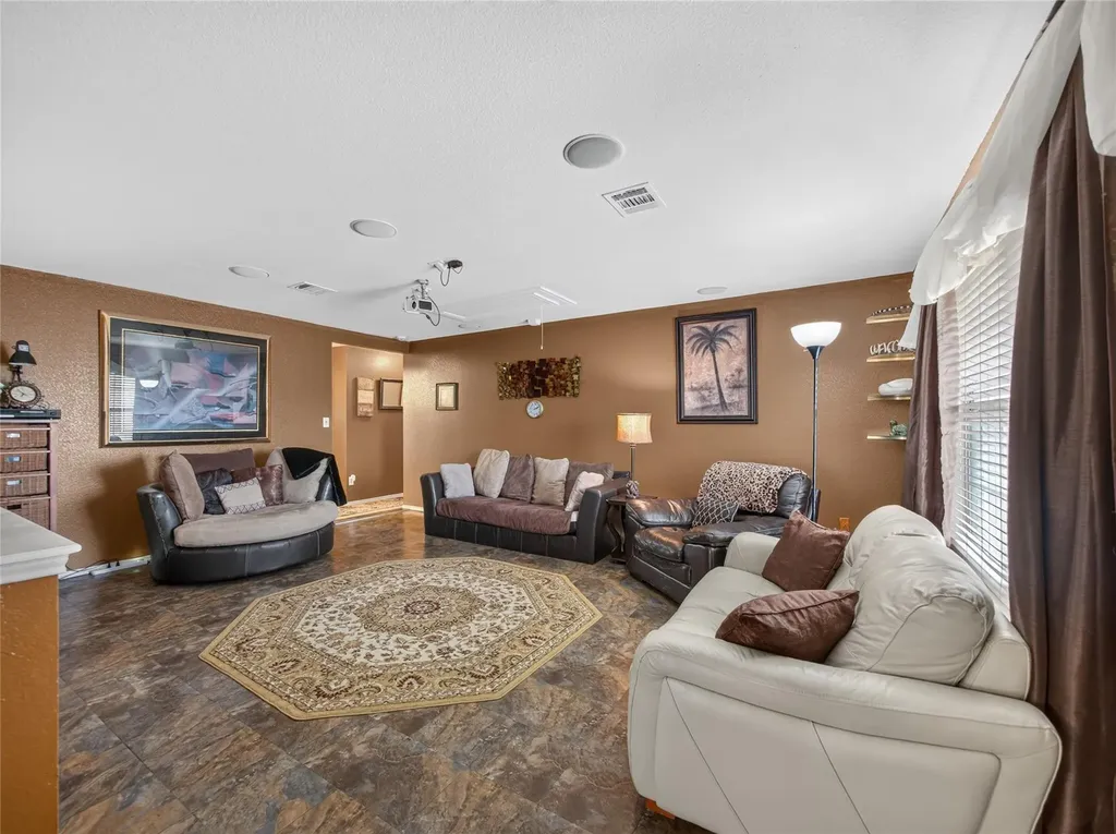 804 Cisco Valley Cove Round Rock TX 78664