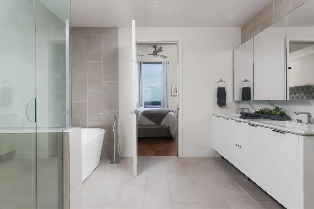 44 East Avenue Austin TX 78701