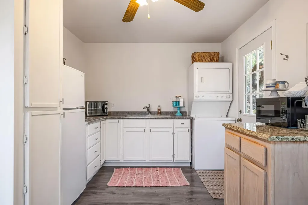 4309 Travis Vista Drive Austin TX 78738