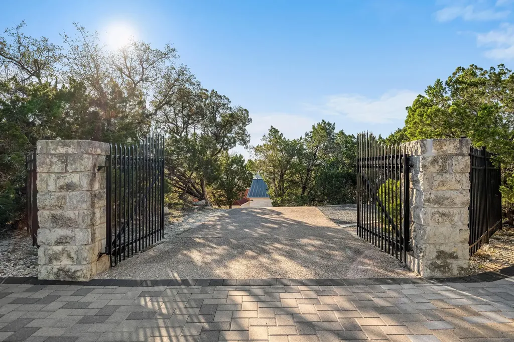 4309 Travis Vista Drive Austin TX 78738