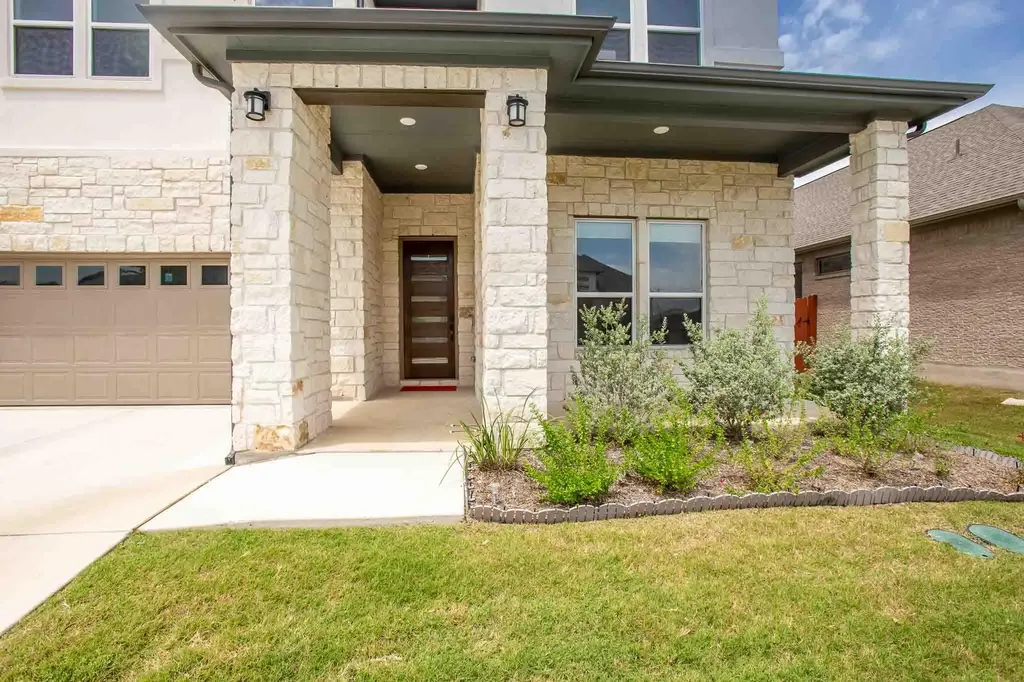 1314 Cardinal Lane Round Rock TX 78681